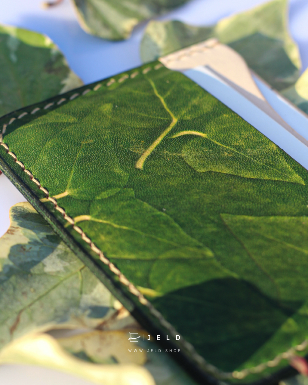 Hedera Leaves Wallet